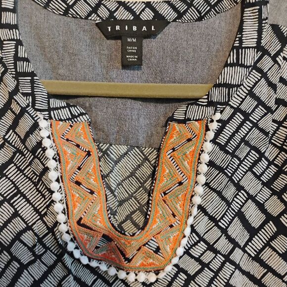 Tribal Black and White Graphic Tank Top with Bib Collar - Picture 3 of 14